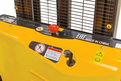 Штабелер электрический самоходный EST122 (1200 кг; 3 м; 24В / 105Ач) SMARTLIFT (SMART) купить в Сургуте Штабелер электрический самоходный EST122 (1200 кг; 3 м; 24В / 105Ач) SMARTLIFT (SMART) купить в Сургуте